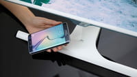 Monitor Samsunga z wbudowaną ładowarką